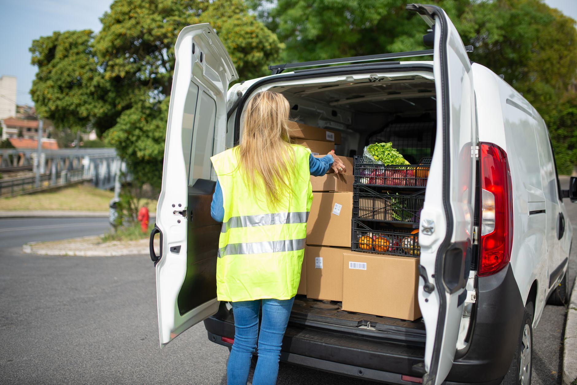Is £100k Possible for Self-Employed Delivery Drivers in the UK?